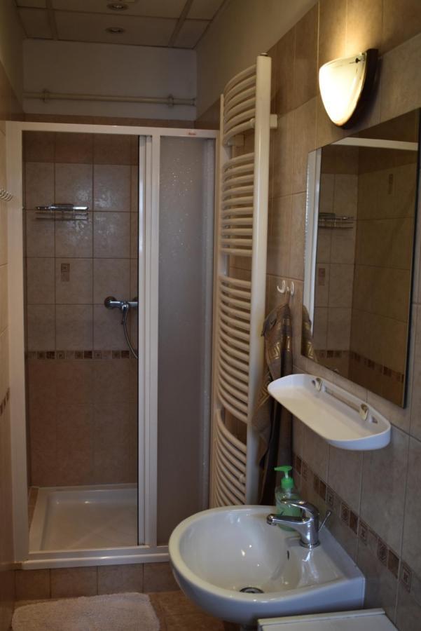 Apartmany Lenka Карловы Вары Экстерьер фото