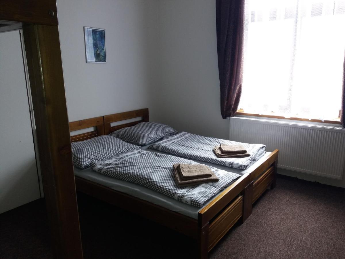 Apartmany Lenka Карловы Вары Экстерьер фото